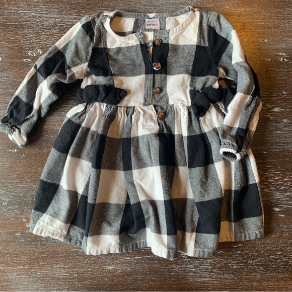 3/$12 White and Black Buffalo Plaid Blouse - Picture 1 of 4